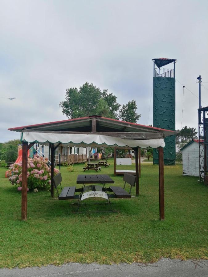 Tinyhouse Tilda - Near Famous Beaches ปาไตอัส ภายนอก รูปภาพ