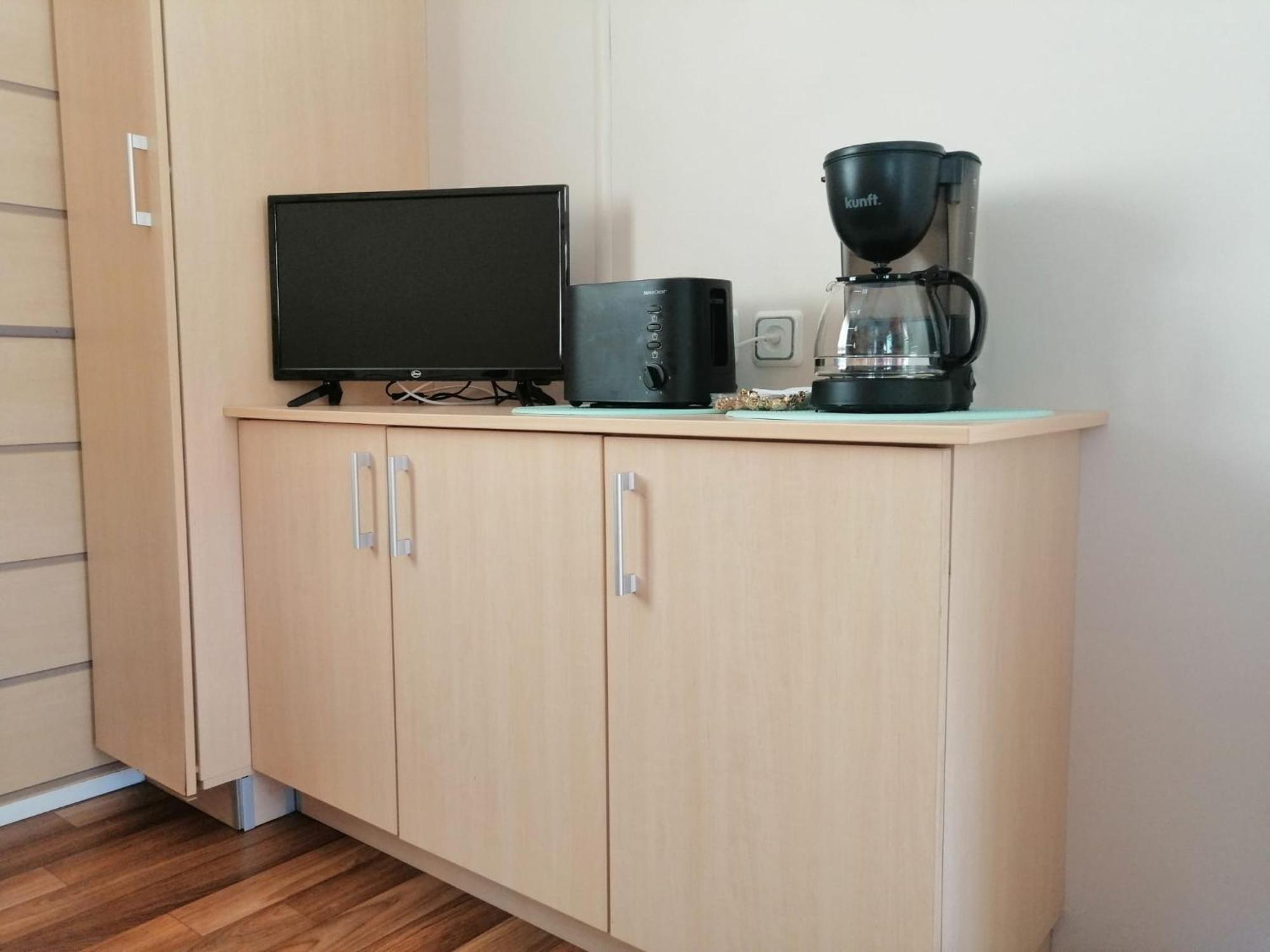 Tinyhouse Tilda - Near Famous Beaches ปาไตอัส ภายนอก รูปภาพ